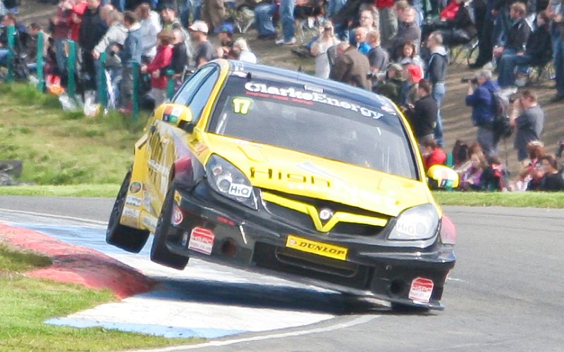 BTCC_races_Knockhill_August_26th_2012 (42).jpg